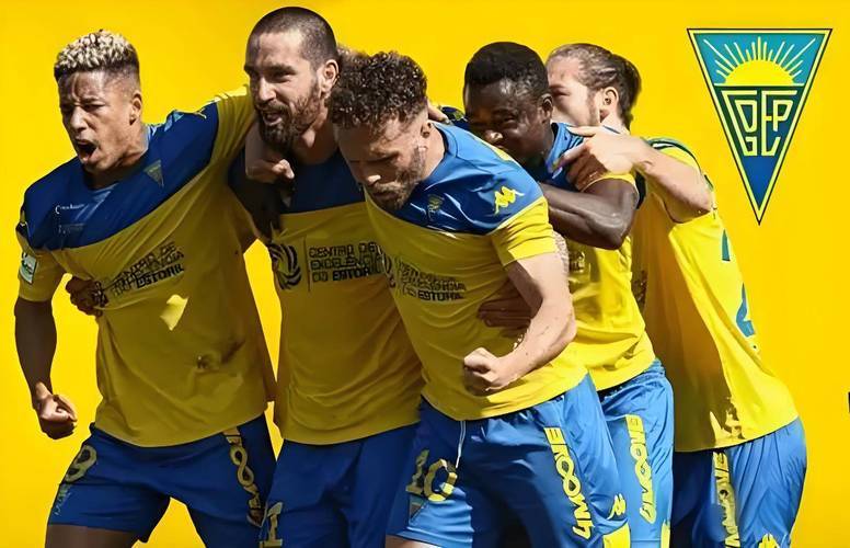 爱游戏官方网站包含赛前葡超焦点战；皇家社会完成伤情更新；信心回归；团队化学反应显著的词条