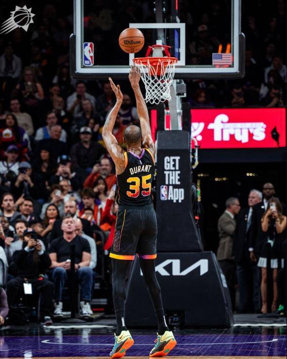 爱游戏中国杜兰特连续十二场比赛得分超过战术调整，塞尔维亚队挑战极限！(西班牙国家女子篮球队)