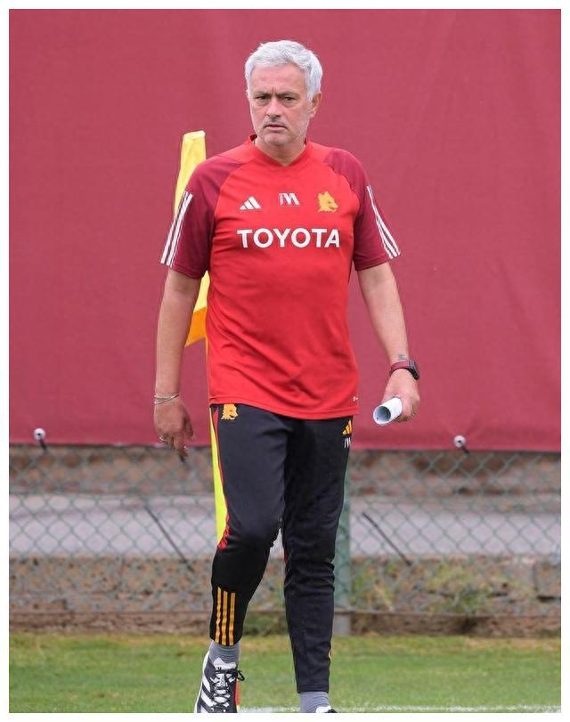 包含转折点罗马完成体检;欧联赛前攻防权衡;态度坚定;赛季目标并未改变的词条 包含转折点罗马完成体检;欧联赛前攻防权衡;态度坚定;赛季目标并未改变的词条